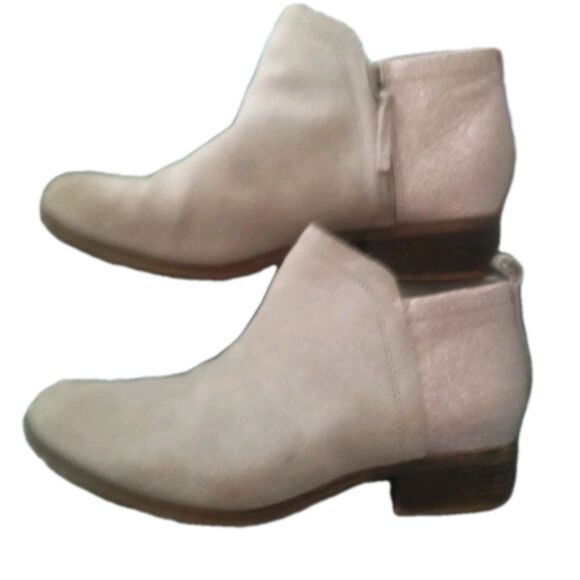 Women's Size 7 TOMS Tan Suede/Glimmer Glitter Ankle Boot Bootie Shoe Read - Picture 1 of 10